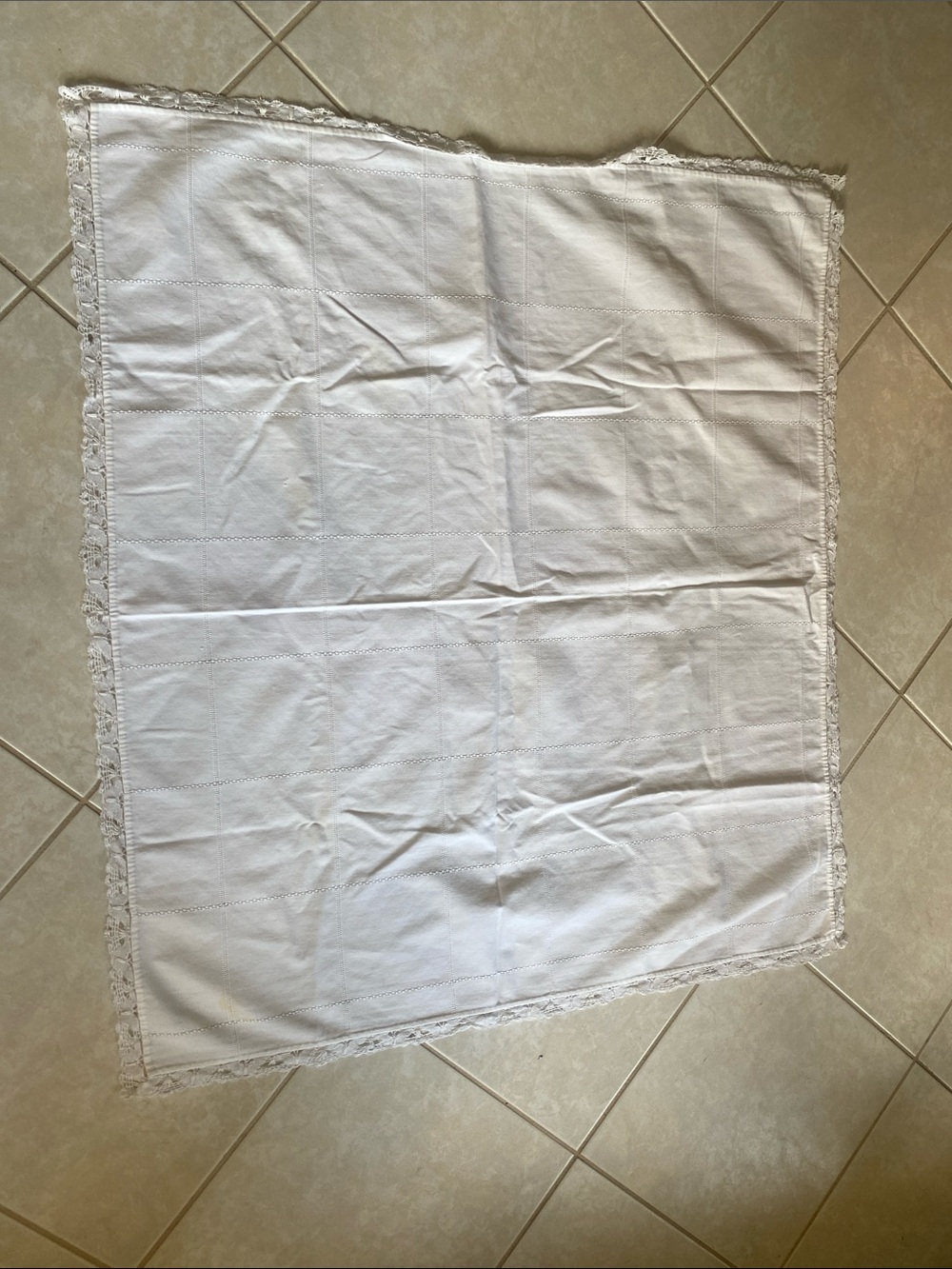 Vintage bridge cloth